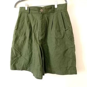Vintage Patagonia  High Waisted Pleated Linen Blend Shorts in Green  Size 10